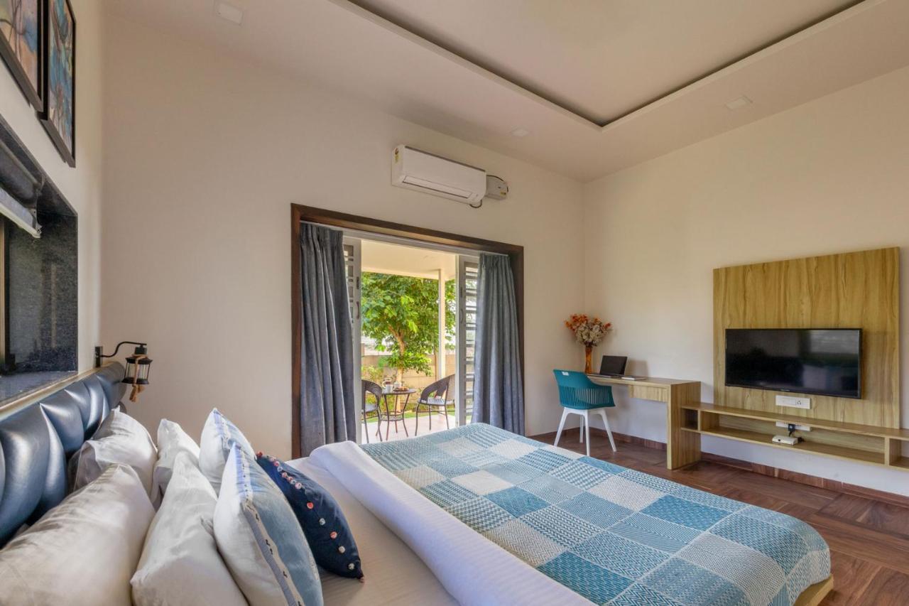 Lakeside Summers By Veo - Part Of Stayvista Trimbak Exterior foto